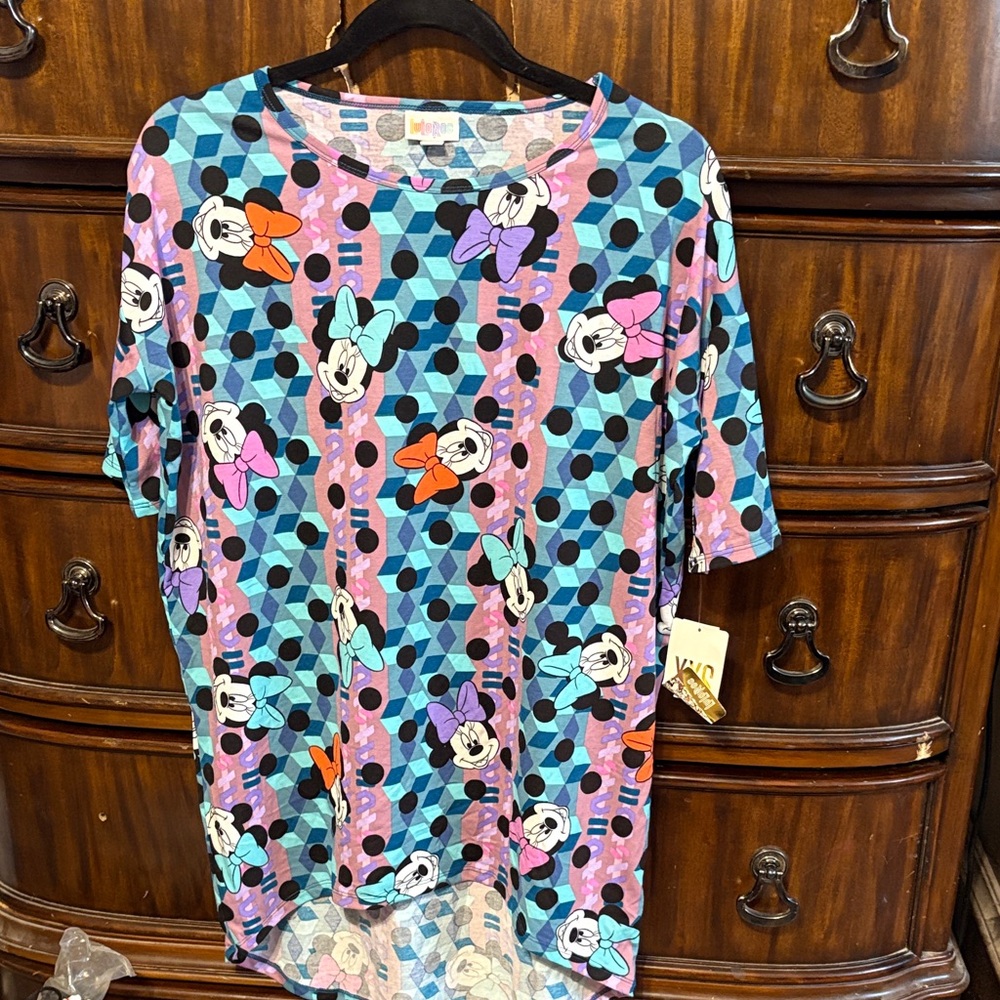 Playful Graphic Women's Short Sleeve Top